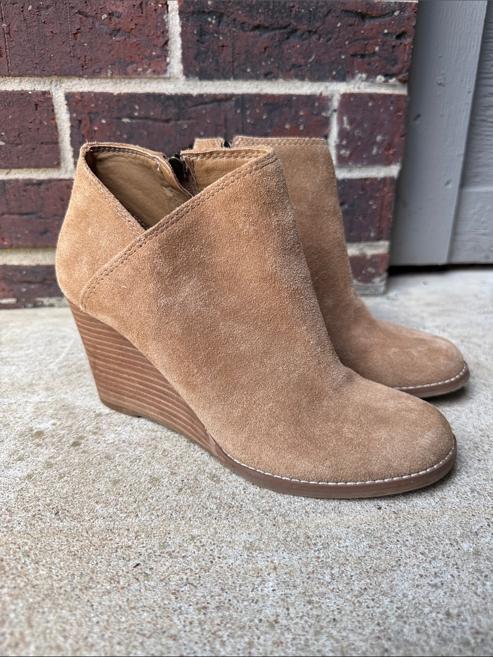 Lucky Brand Yakeena Wedge Ankle Booties